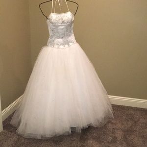 Formal/Wedding dress